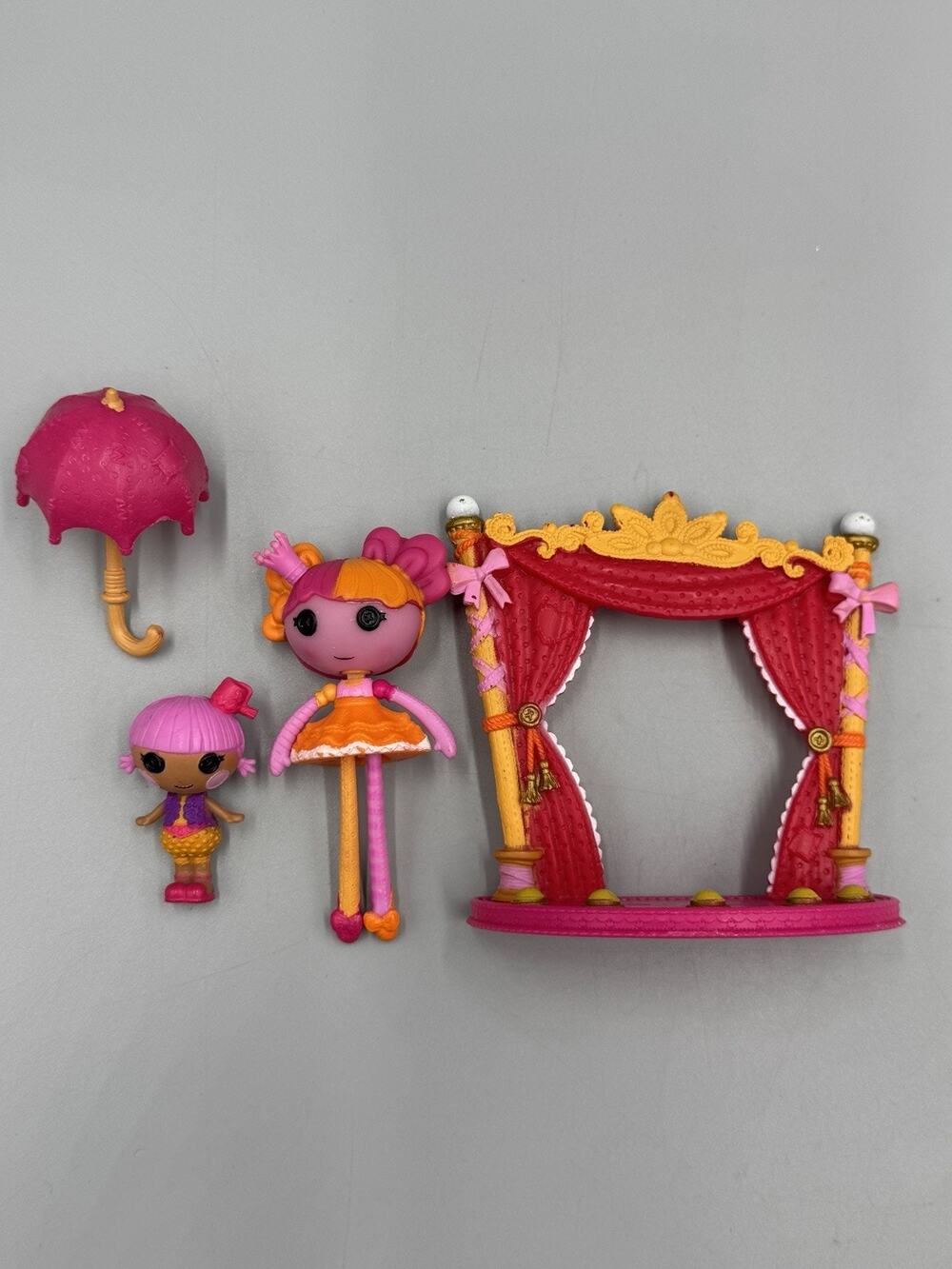 Lalaloopsy Mini Dolls Set Includes Princess Nutmeg W/ Ballet Recital Stage